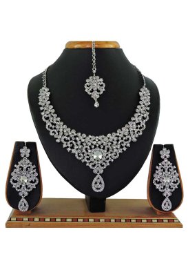 Modest Silver Color and White Silver Rodium Polish Stone Work Necklace Set