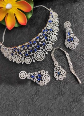 Modest Silver Rodium Polish Diamond Work Necklace Set for Party