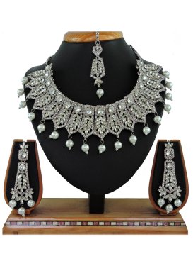 Mystic Alloy Diamond Work Silver Rodium Polish Necklace Set