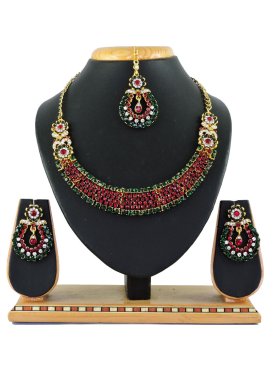 Mystic Alloy Green and Maroon Necklace Set