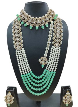 Mystic Sea Green and White Necklace Set For Ceremonial