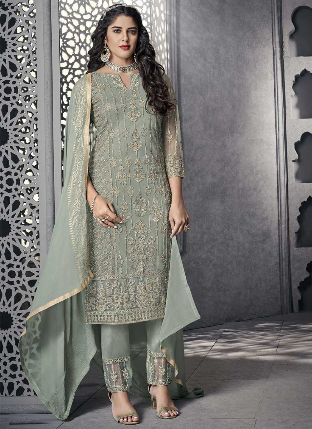 Green Pant Style Salwar Kameez With Heavy Dupatta 4002SL01