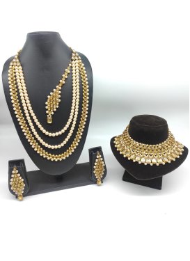 Nice Alloy Moti Work Necklace Set For Ceremonial