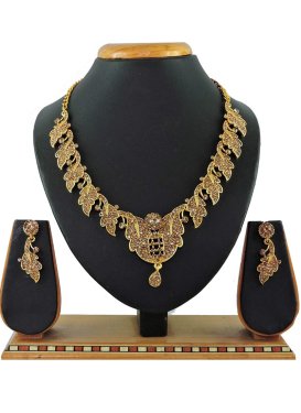 Nice Beads Work Alloy Gold Rodium Polish Necklace Set