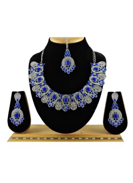 Nice Blue and White Stone Work Necklace Set