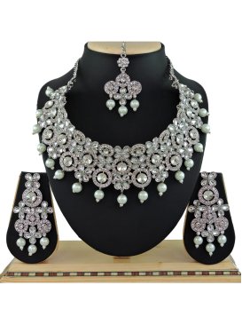 Nice Diamond Work Alloy Necklace Set For Party
