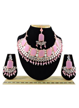 Nice Pink and White Alloy Necklace Set For Festival