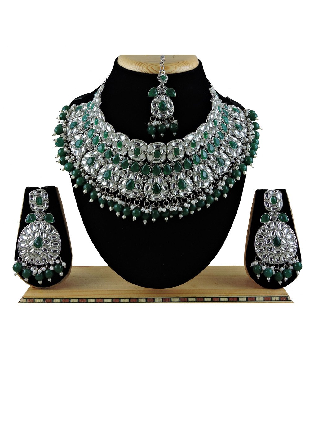 Nice Silver Rodium Polish Alloy Green and White Necklace Set