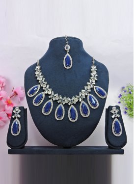 Nice Stone Work Navy Blue and White Necklace Set