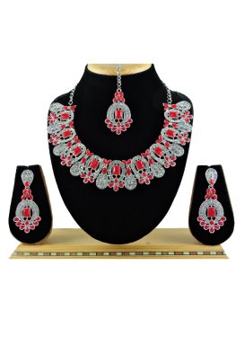 Nice Stone Work Red and White Necklace Set for Party
