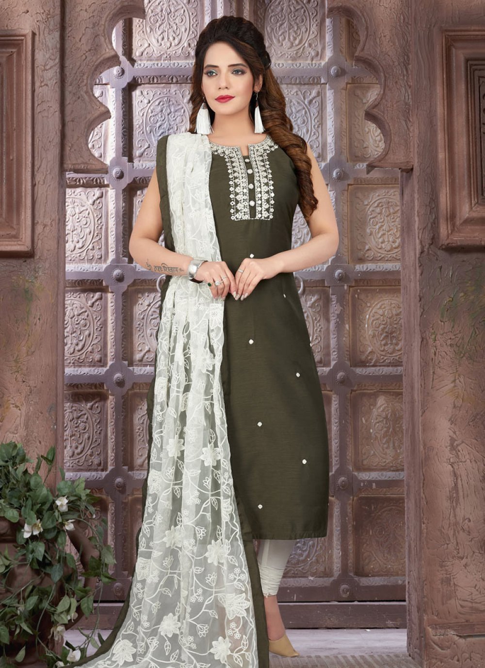 White colour hot sale churidar dress