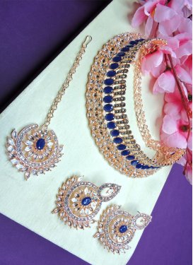 Opulent Alloy Stone Work Navy Blue and White Gold Rodium Polish Necklace Set