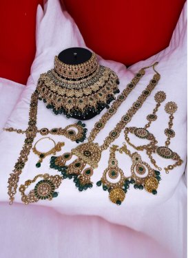 Opulent Gold Rodium Polish Bottle Green and Gold Beads Work Bridal Jewelry