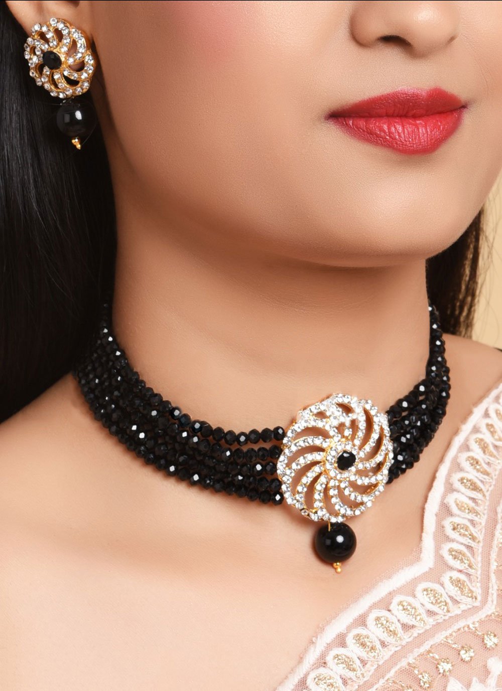 Outstanding Alloy Beads Work Black and White Necklace Set