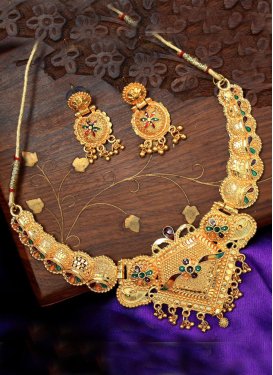 Outstanding Alloy Gold Rodium Polish Jewellery Set For Ceremonial