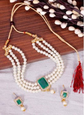 Outstanding Alloy Sea Green and White Necklace Set For Ceremonial