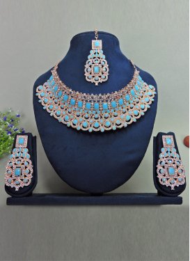 Outstanding Gold Rodium Polish Alloy Necklace Set For Ceremonial