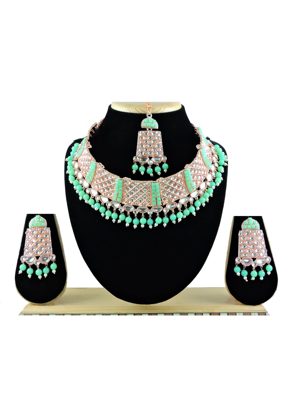 Outstanding Gold Rodium Polish Necklace Set For Party