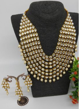 Outstanding Necklace Set For Ceremonial