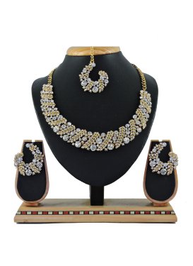 Outstanding Necklace Set For Festival