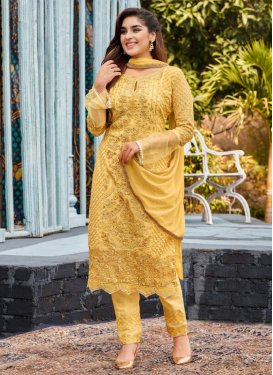 Pant Style Classic Salwar Suit For Ceremonial