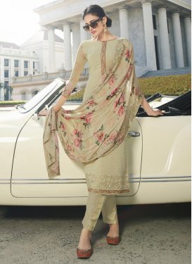 Pant Style Pakistani Salwar Suit For Ceremonial