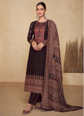 Pant Style Straight Salwar Kameez For Ceremonial