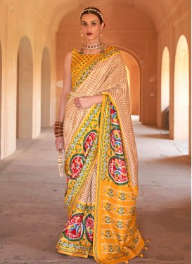 Patola Silk Contemporary Style Saree For Ceremonial