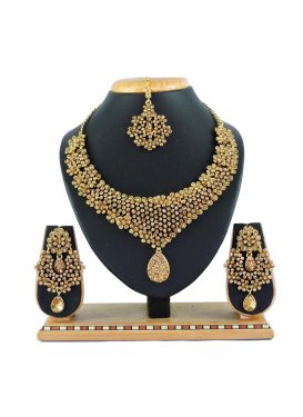 Perfect Alloy Gold Rodium Polish Necklace Set For Ceremonial