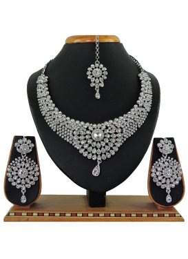 Perfect Alloy Necklace Set For Ceremonial