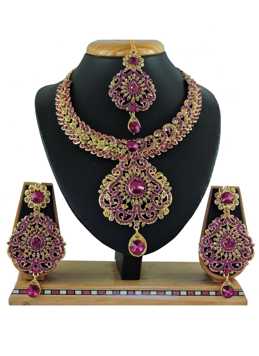 Perfect Alloy Stone Work Fuchsia and Gold Necklace Set