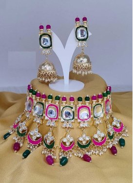 Perfect Moti Work Alloy Jewellery Set For Ceremonial