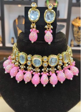 Perfect Pink and White Gold Rodium Polish Necklace Set