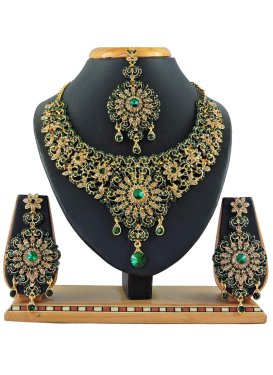 Perfect Stone Work Alloy Necklace Set For Bridal