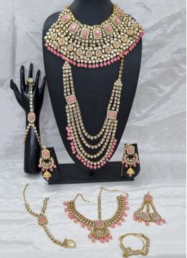 Praiseworthy Beads Work Alloy Gold Rodium Polish Bridal Jewelry For Bridal