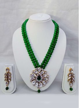 Praiseworthy Gold Rodium Polish Alloy Green and White Necklace Set