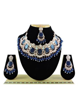Praiseworthy Navy Blue and White Necklace Set For Festival
