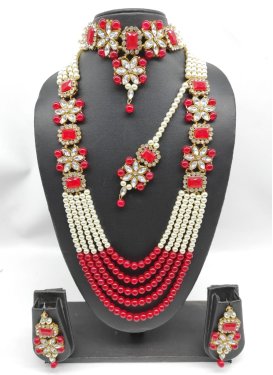 Precious Alloy Off White and Red Moti Work Necklace Set