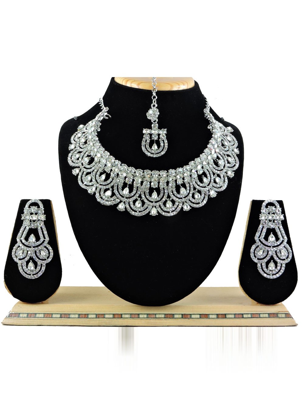 Precious Diamond Work Necklace Set