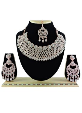 Pretty Alloy Gold Rodium Polish Necklace Set For Ceremonial