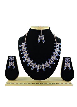 Pretty Navy Blue and White Alloy Necklace Set