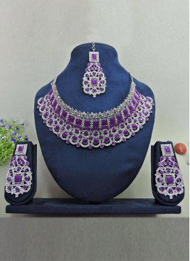 Pretty Purple and White Stone Work Alloy Silver Rodium Polish Necklace Set