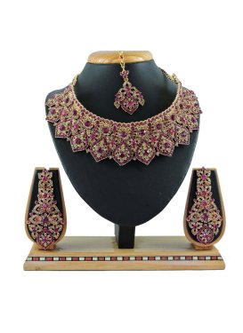 Pretty Stone Work Necklace Set For Bridal