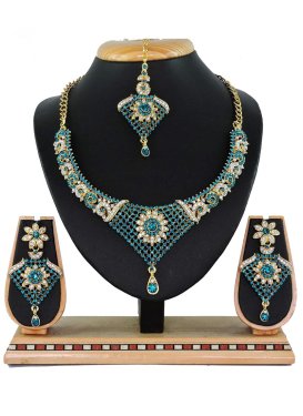 Pretty Teal and White Gold Rodium Polish Necklace Set For Festival