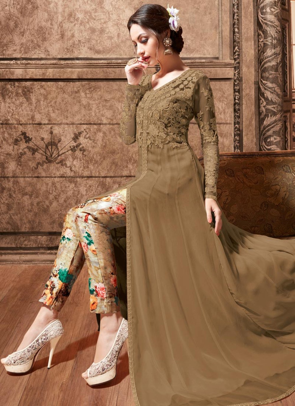 Buy Online Art Banarasi Silk Woven Pant Style Suit : 179539 -