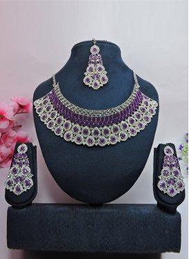 Regal Alloy Stone Work Necklace Set For Party