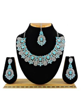 Regal Firozi and White Necklace Set For Party