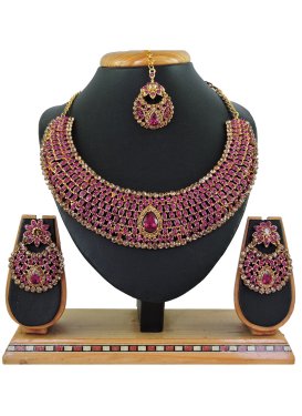 Royal Alloy Stone Work Necklace Set For Bridal