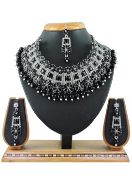 Royal Black and Silver Color Silver Rodium Polish Necklace Set