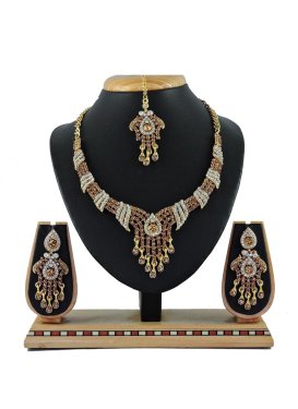 Royal Stone Work Alloy Necklace Set For Festival